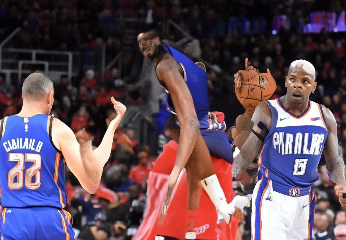 雷霆活塞季前赛：精彩对决及战术解析(图3)