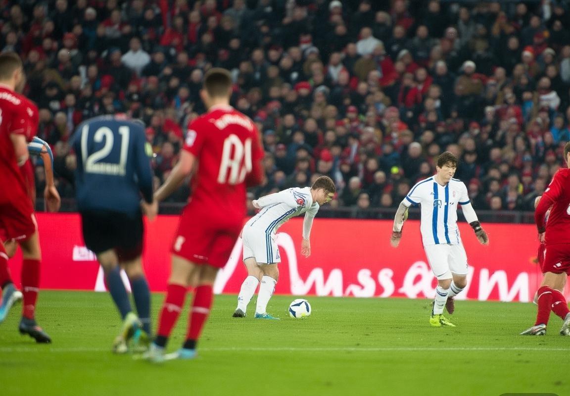 拜仁慕尼黑VS利物浦：欧冠巅峰对决前瞻与备战揭秘(图3)