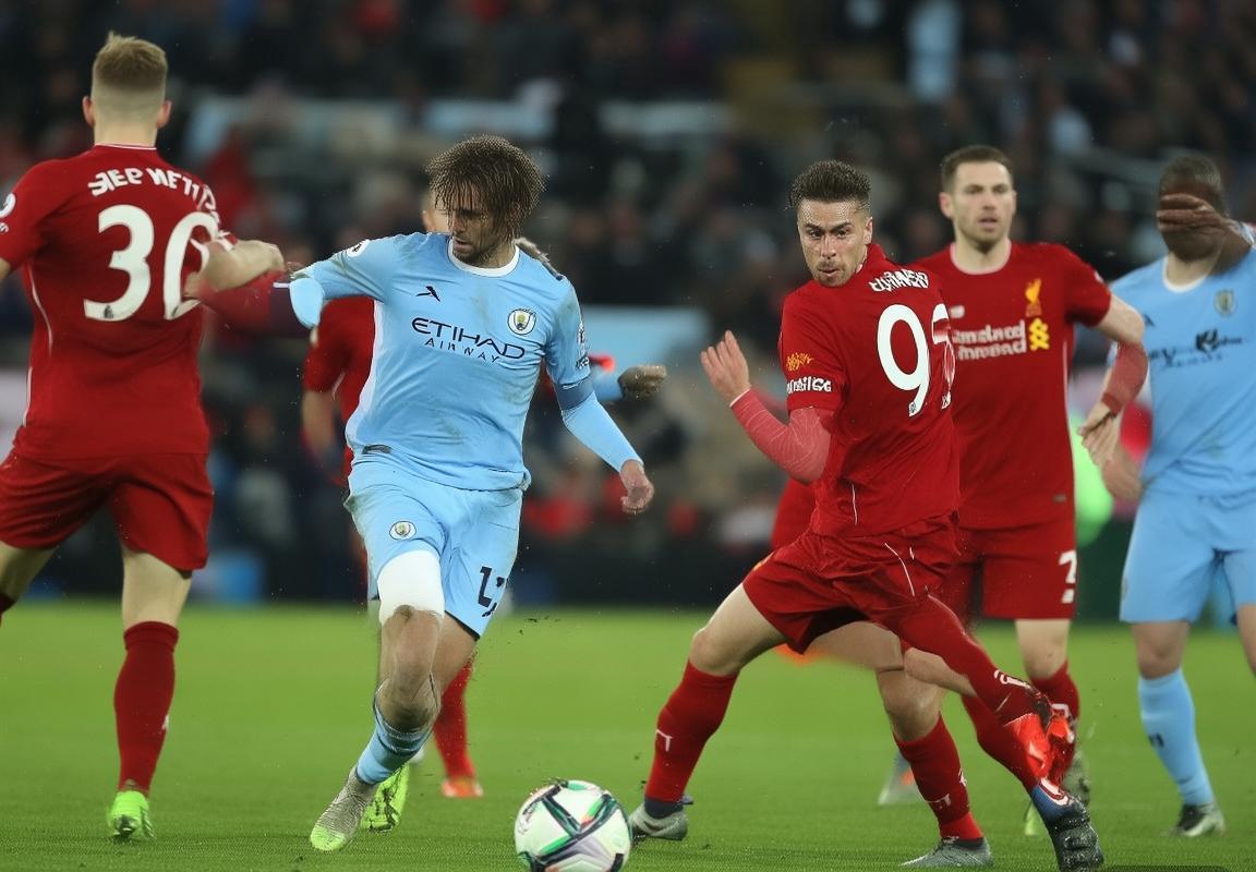 2017曼城利物浦巅峰对决：战术解析与关键球员对决(图3)